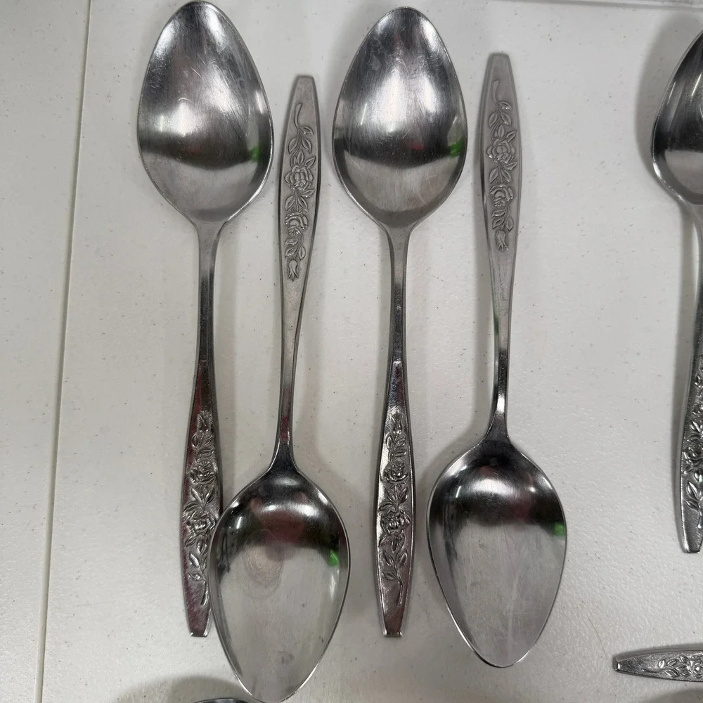 Eldan 44pc Flatware Set Stainless Japan Rose Floral Vintage Silverware Service